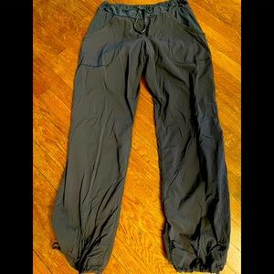 Lululemon Dance Studio Mid Rise Size 8